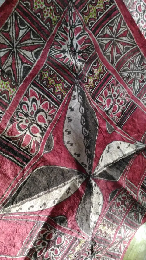 Fabrics made from tree barks